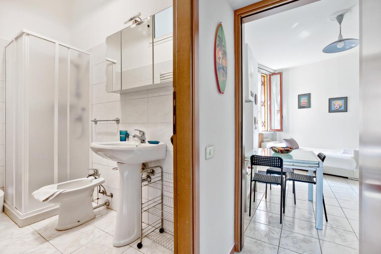 Apartmán Cenisio Brilliant Flat Milán Exteriér fotografie