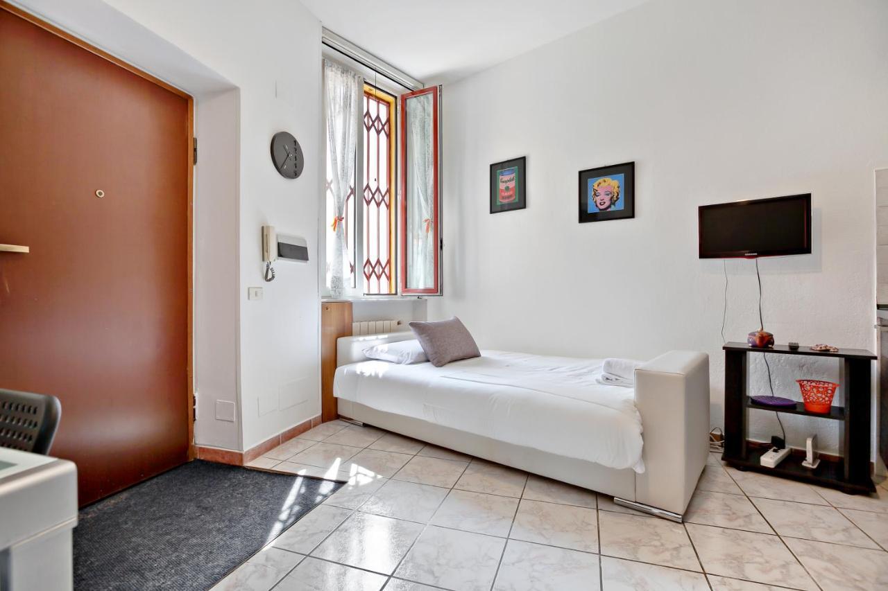 Apartmán Cenisio Brilliant Flat Milán Exteriér fotografie
